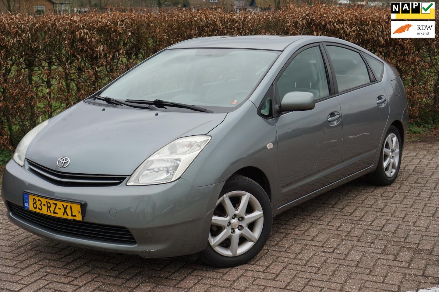 Toyota Prius - 1.5 VVT-i Dealeronderhouden|2e Eigenaar|Hybride - AutoWereld.nl