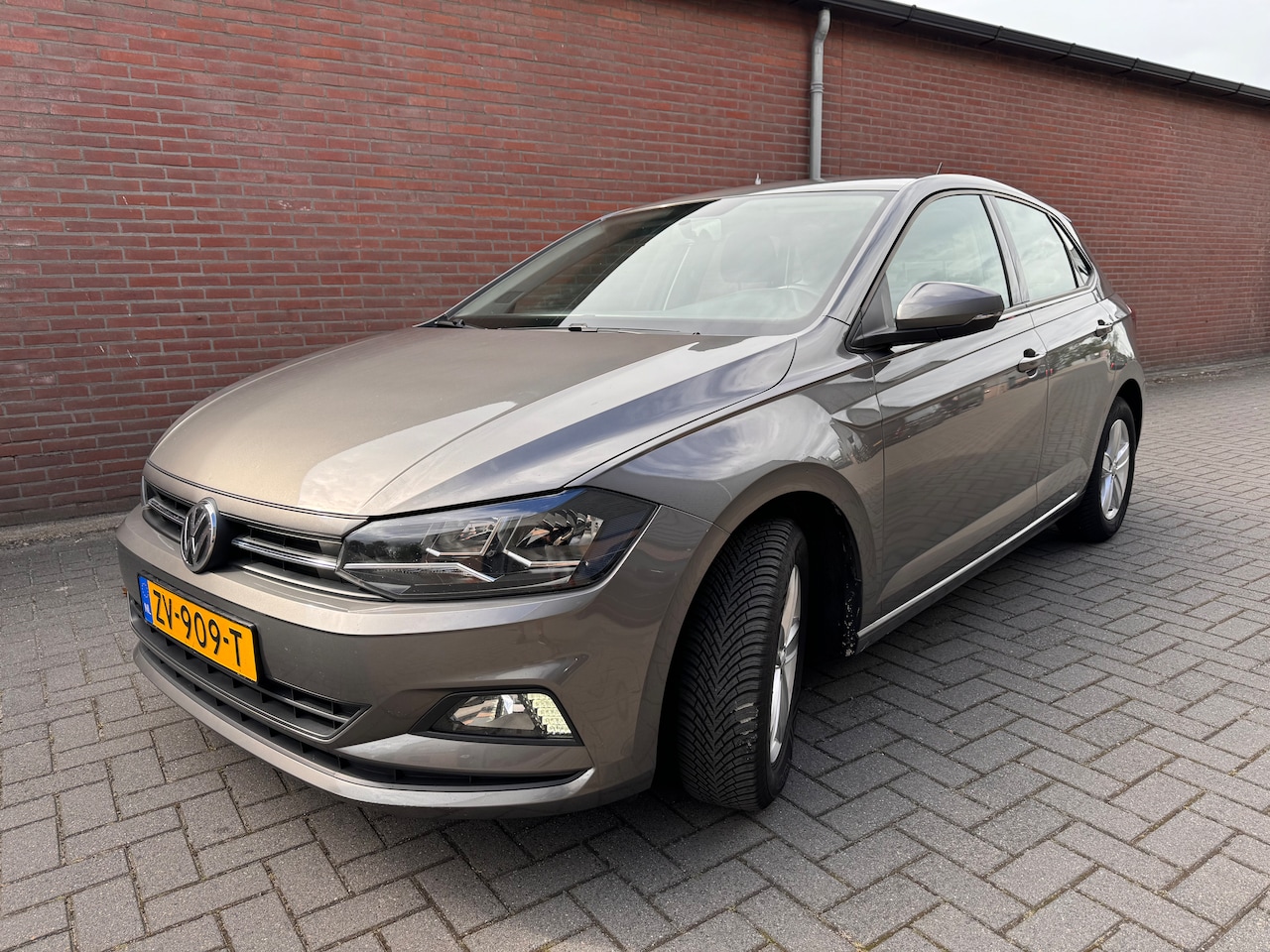 Volkswagen Polo - 1.0 TSI Comfortline NAV/CAMERA/CARPLAY/CRUISE/LM - AutoWereld.nl