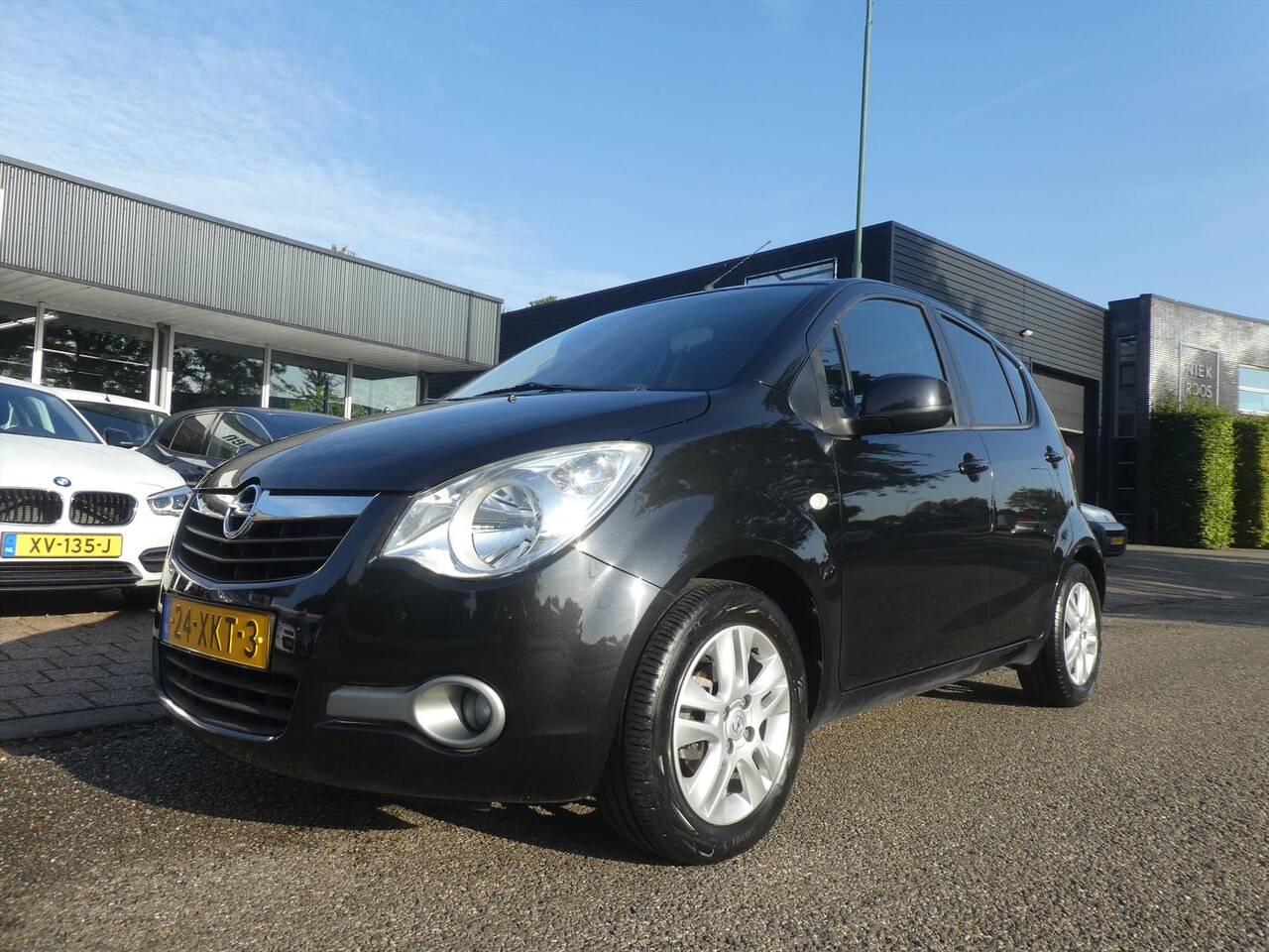 Opel Agila - 1.0 12V 68pk Edition Airco LM 74.938 KM - AutoWereld.nl