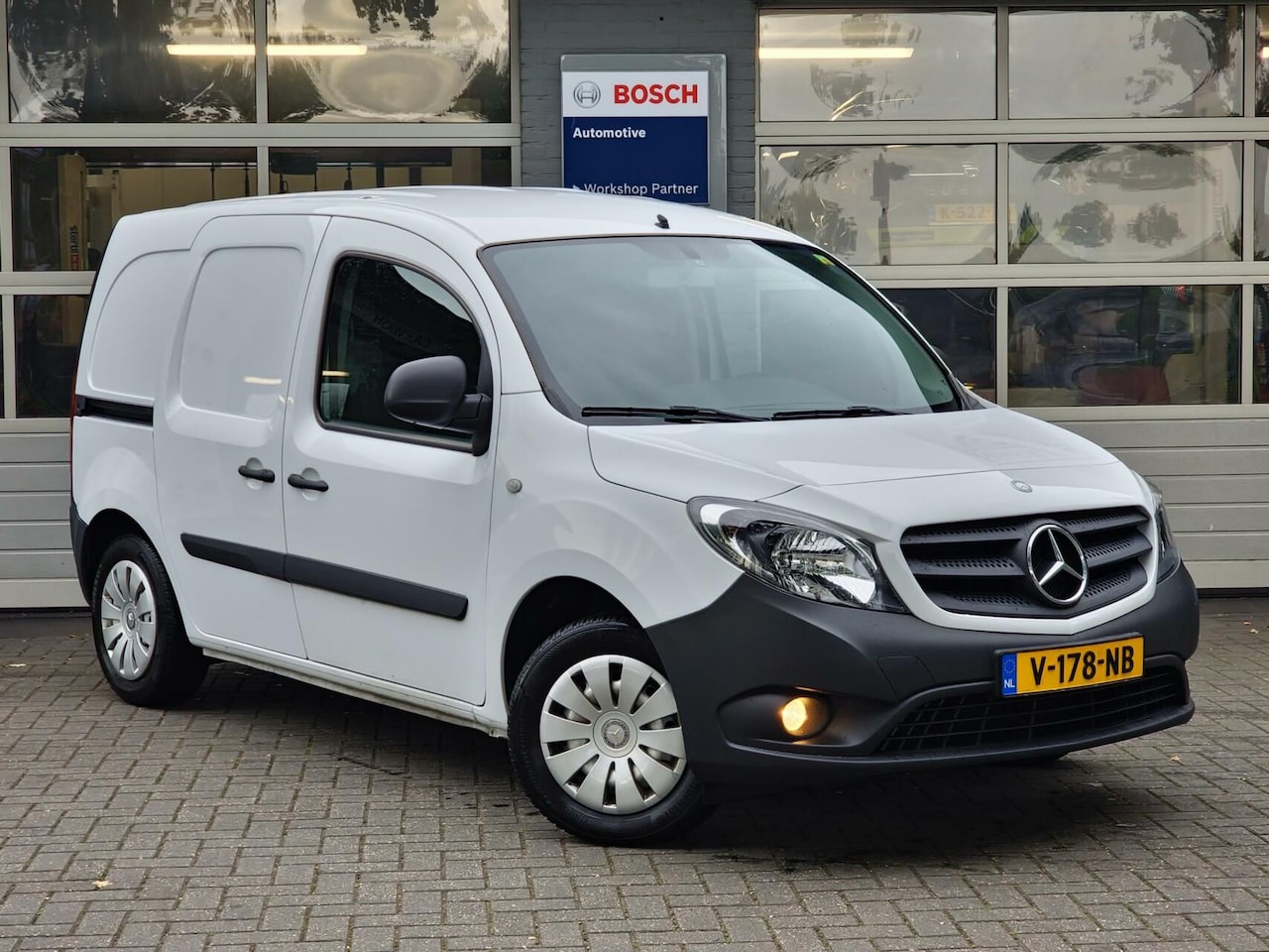 Mercedes-Benz Citan - bestel 108 CDI BlueEFFICIENCY|Airco|Cruise|Bluetooth|zomer&winterset| - AutoWereld.nl