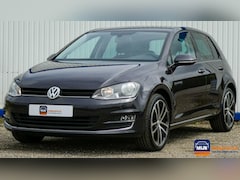 Volkswagen Golf - 1.4 TSI Lounge Edition