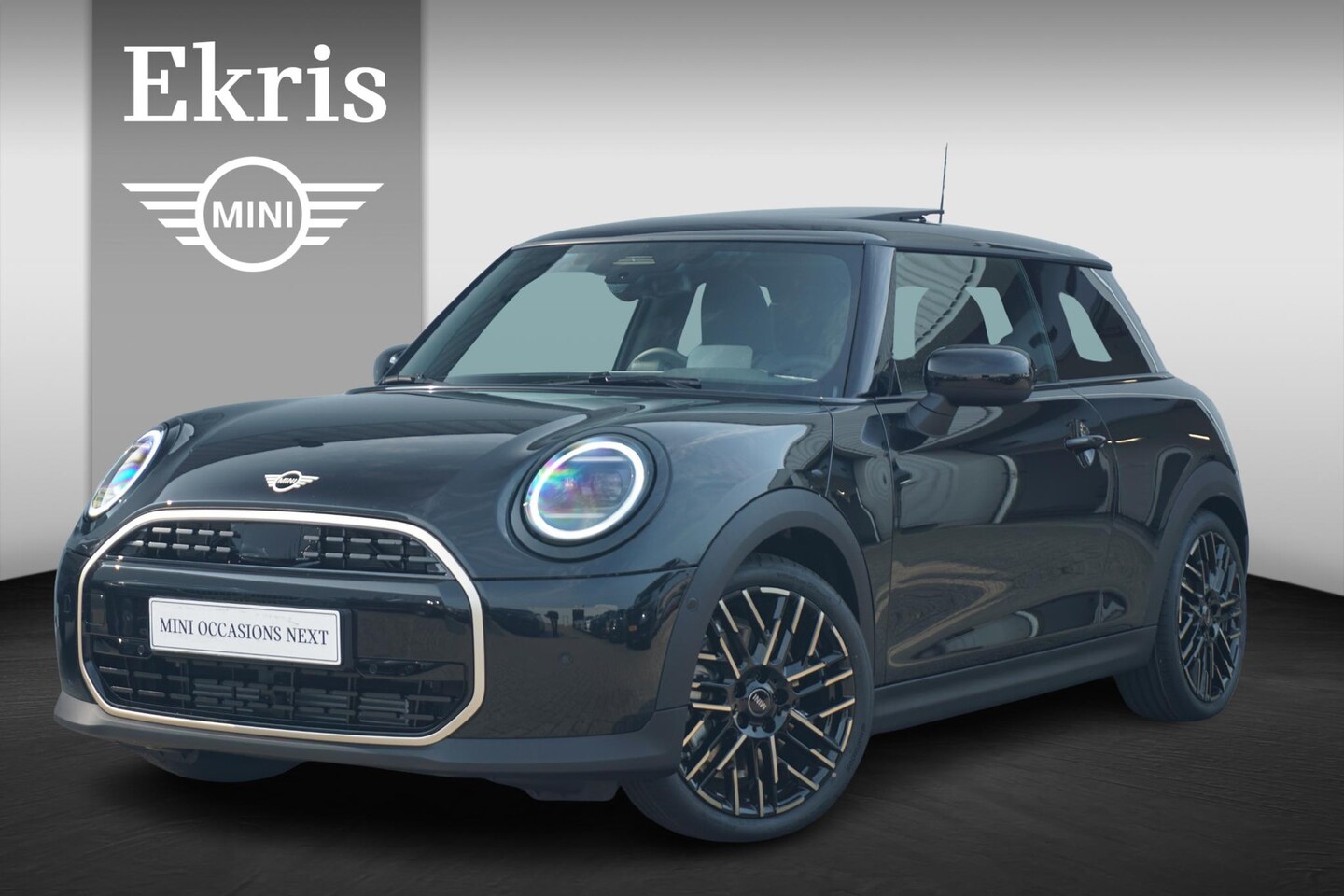 MINI Cooper - 3-Deurs C Favoured / Pakket M - AutoWereld.nl