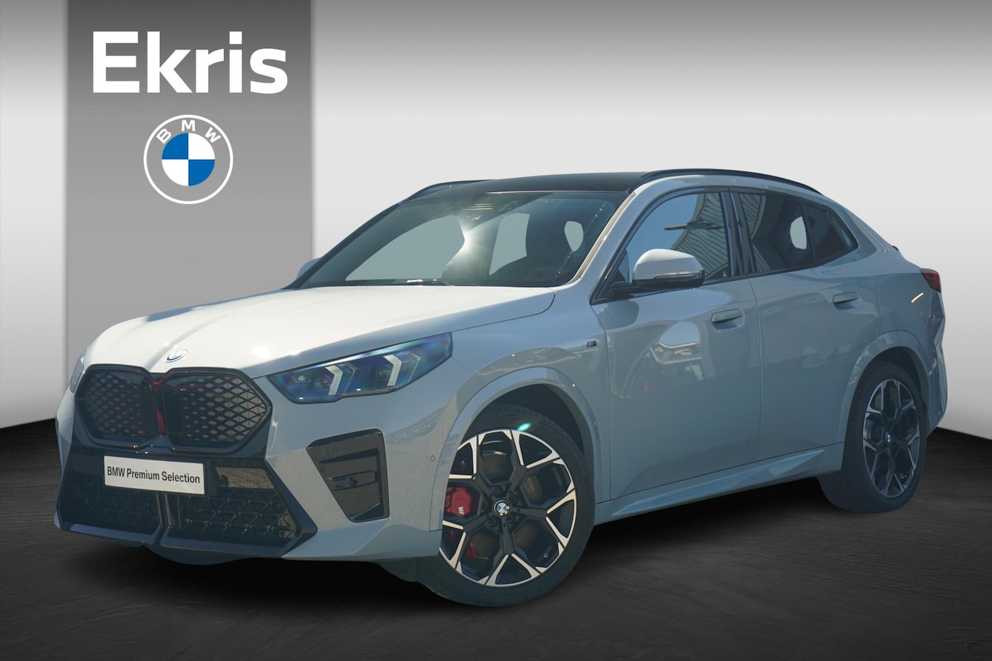 BMW iX2 - eDrive20 M Sport Pro / Premium Pack / Harman Kardon / Stoel- en Stuurverwarming - AutoWereld.nl