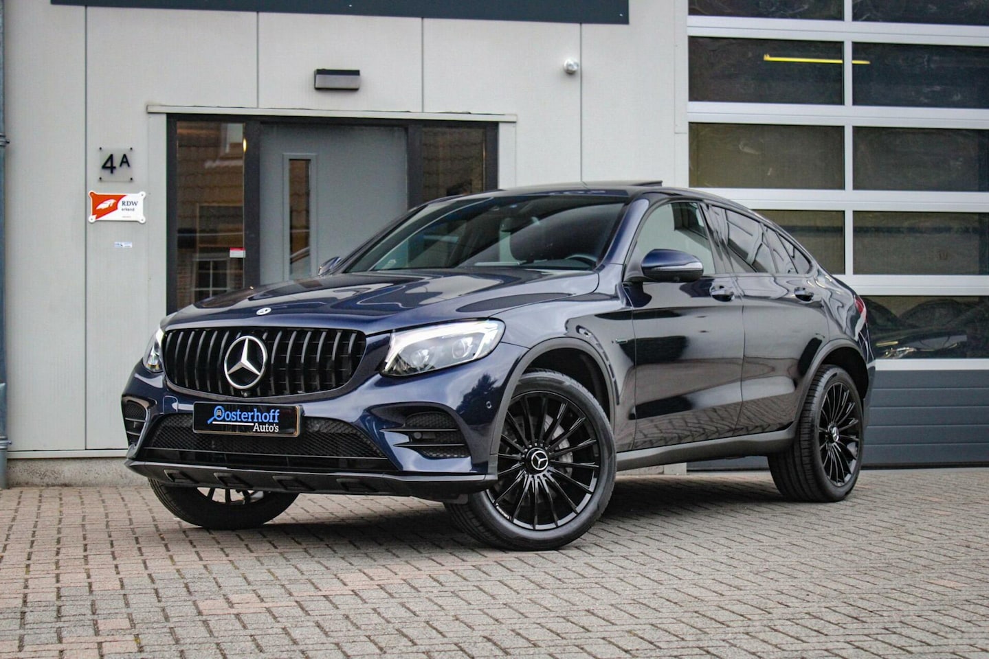 Mercedes-Benz GLC-klasse Coupé - 350e 4MATIC Business Solution AMG 350e 4MATIC Business Solution AMG - AutoWereld.nl