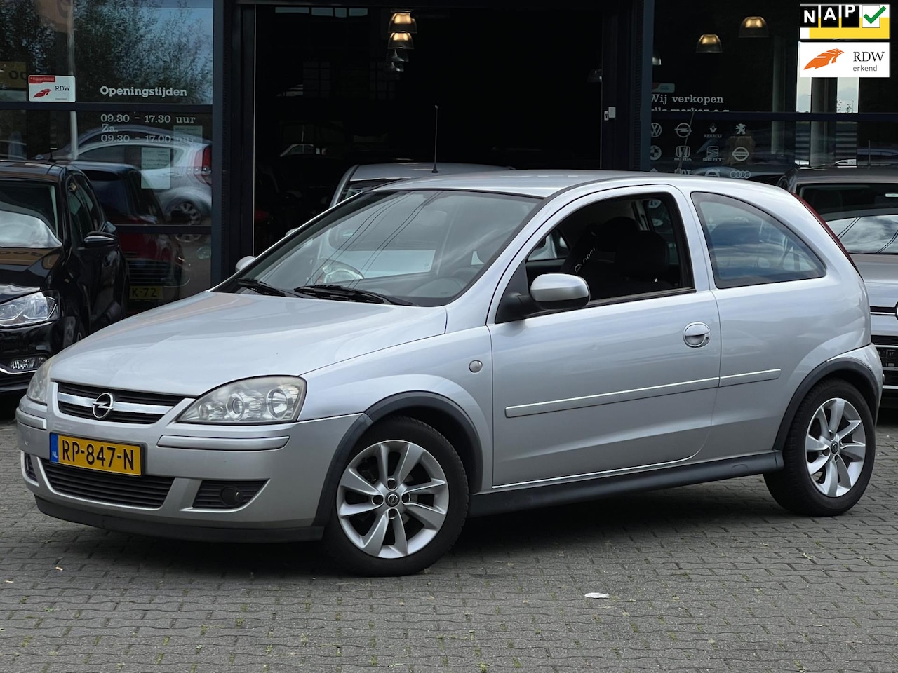 Opel Corsa - 1.0-12V Enjoy CLIMA/LMVELGEN/APK 02-01-2025/RIJDT PERFECT - AutoWereld.nl