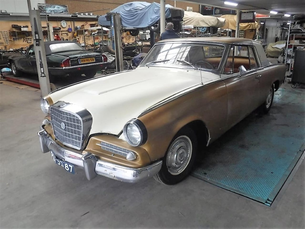 Studebaker Hawk - GT  8 cilinder 4.7L  "project!" - AutoWereld.nl