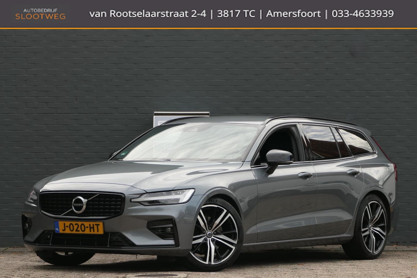 Volvo V60 - 2.0 163PK R-Design Keyless | 19 Inch | Carplay | Camera | Trekhaak - AutoWereld.nl