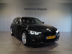 BMW 3-serie - 320i M-Sport | LED | Sportstoelen | Lichtpakket |