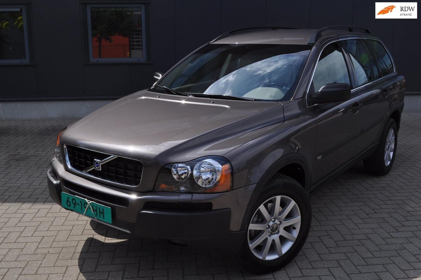 Volvo XC90 - 4.4 V8 Executive 4.4 V8 Executive, netto € 13.950, bijtel vriendelijk! - AutoWereld.nl