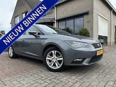 Seat Leon ST - 1.2 TSI Style Business Trekhaak / Full LED / Navigatie