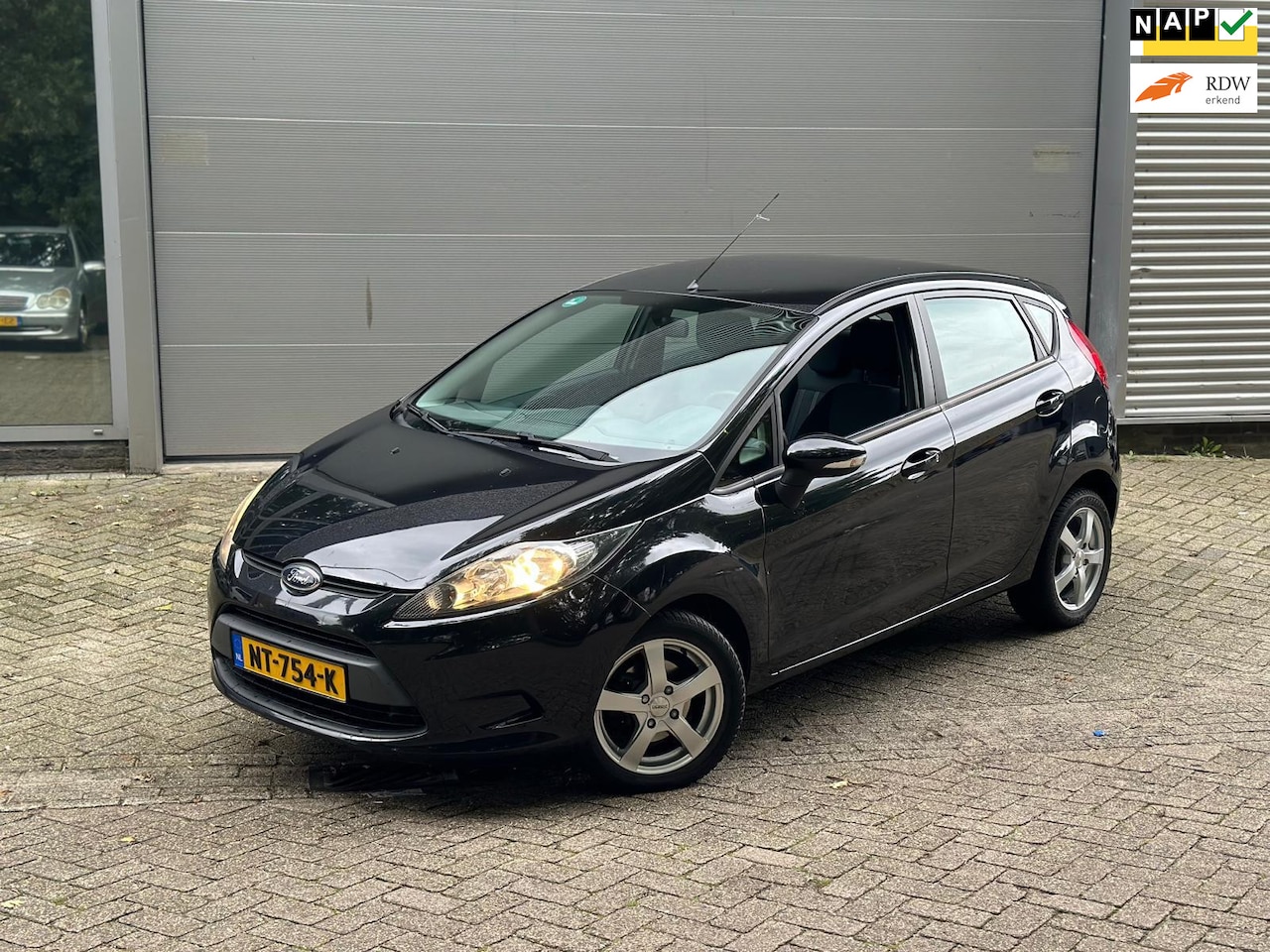 Ford Fiesta - 1.25 Trend / AIRCO / NIEUWE APK / RIJDT SCHAKELT GOED - AutoWereld.nl