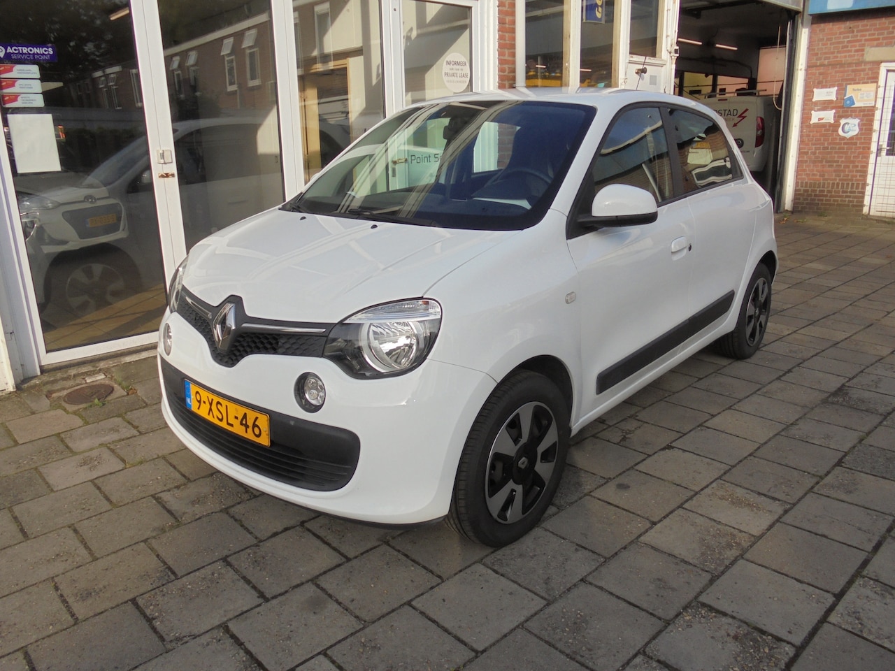 Renault Twingo - 1.0 SCe Expression Airco - AutoWereld.nl