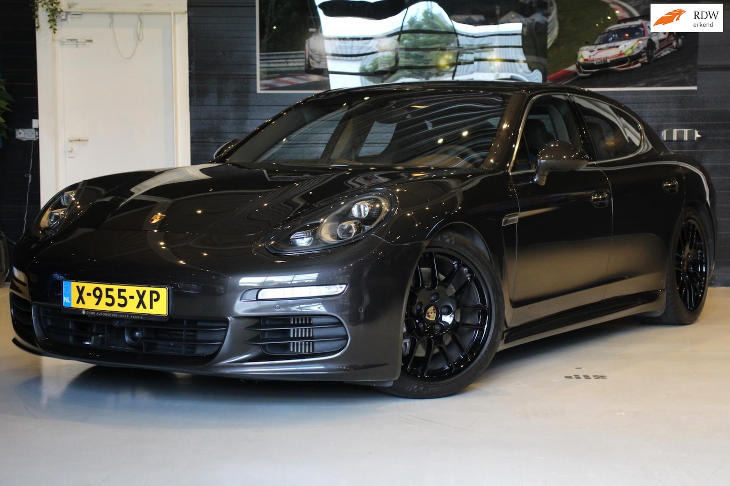 Porsche Panamera - 3.0 S - Facelift - FULL OPTION - PDCC - PDLS+ - ACC - CARBON - PTV+ - 360 - TREKHAAK - LED - AutoWereld.nl