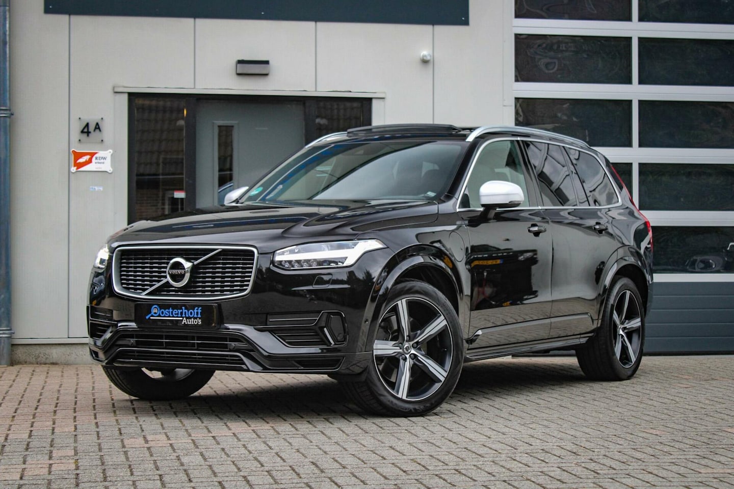 Volvo XC90 - 2.0 T8 Twin Engine AWD R-Design 2.0 T8 Twin Engine AWD R-Design - AutoWereld.nl