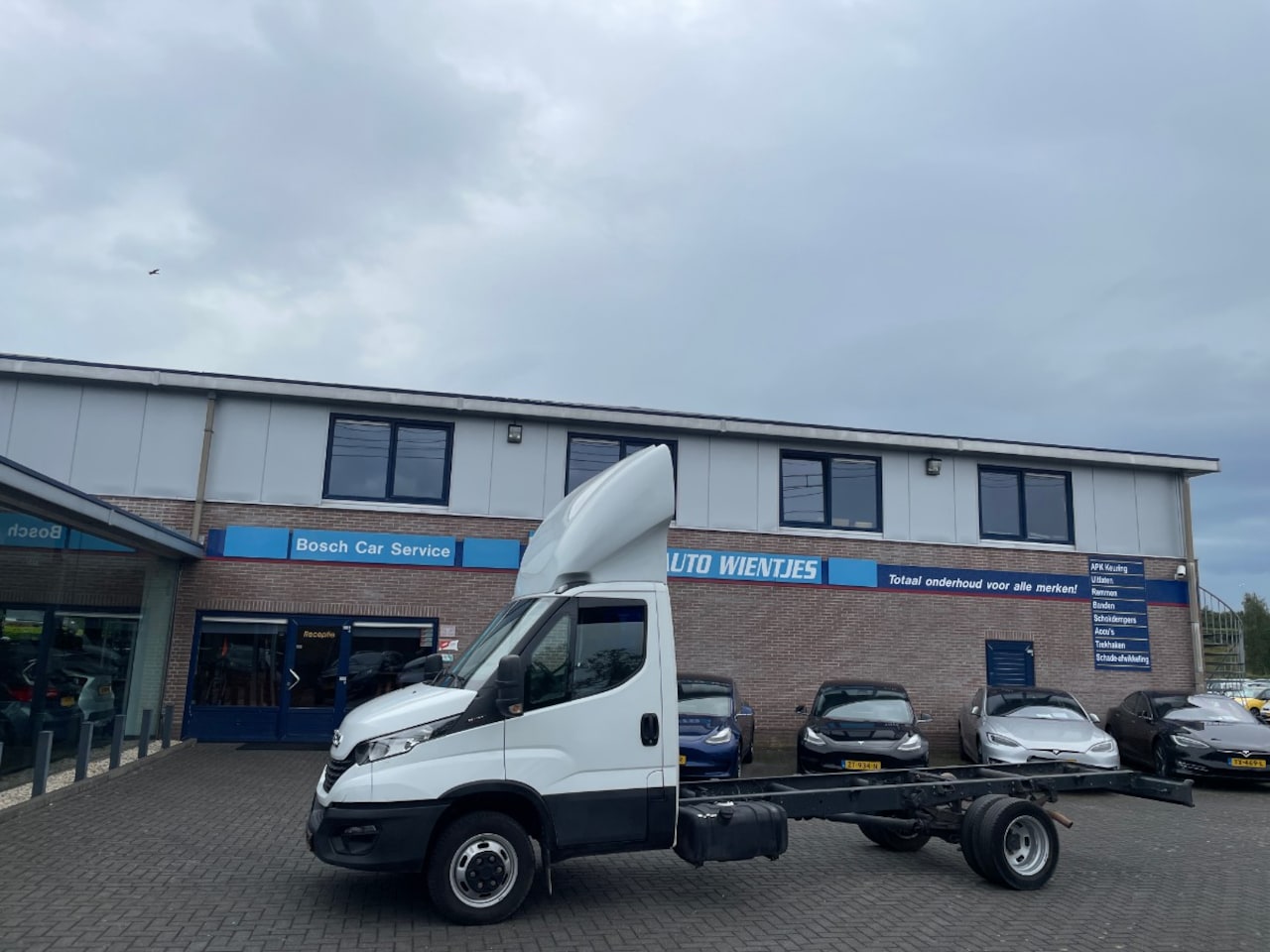 Iveco Daily - 30d 132kw | MAEX Chassis Cabine | Airco-Ecc - AutoWereld.nl