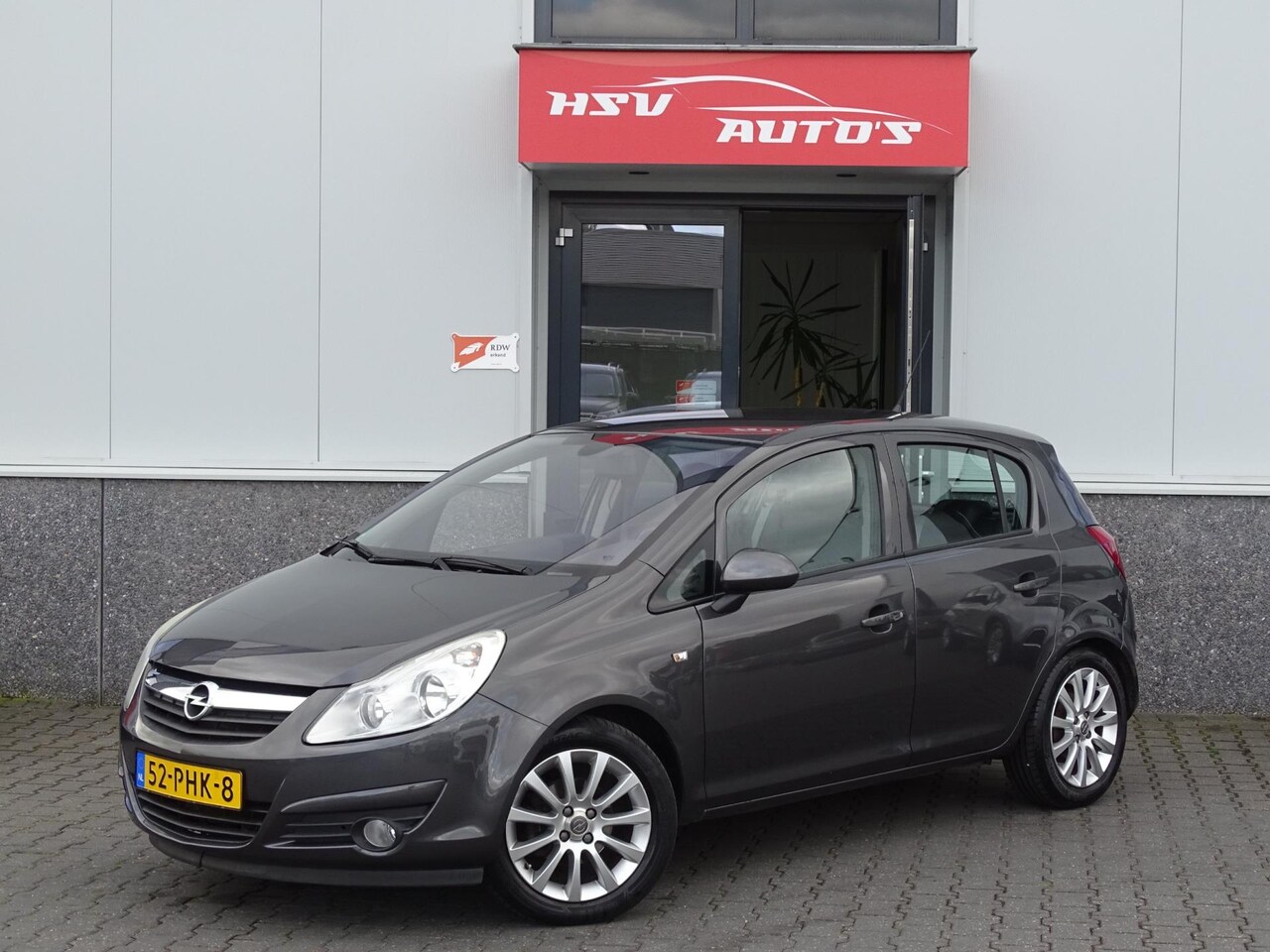 Opel Corsa - 1.4-16V Cosmo airco LM 4-deurs org NL - AutoWereld.nl