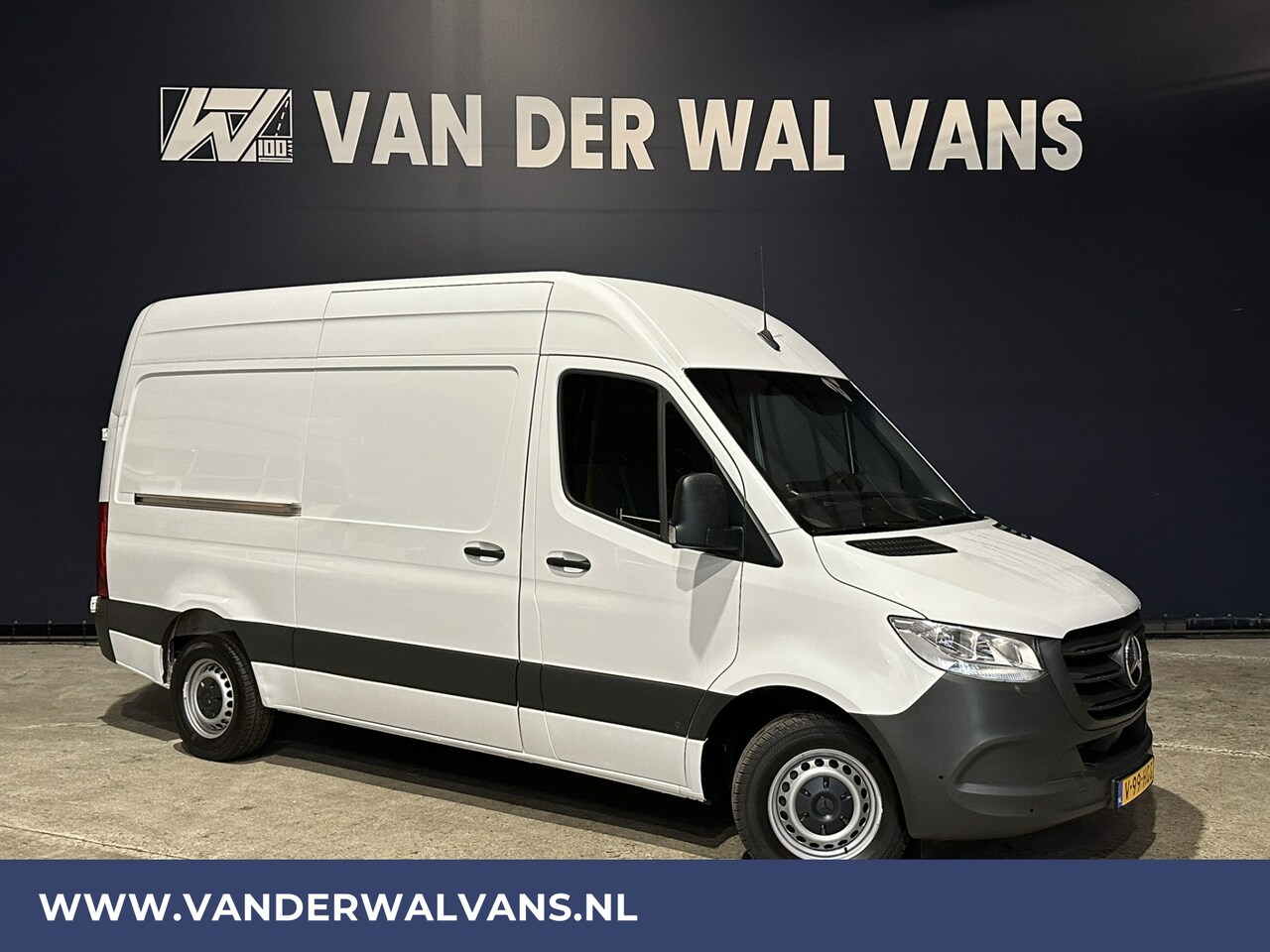 Mercedes-Benz Sprinter - 317 CDI 170pk L2H2 Euro6 Airco | Navigatie | Cruisecontrol | Apple Carplay Android Auto, P - AutoWereld.nl