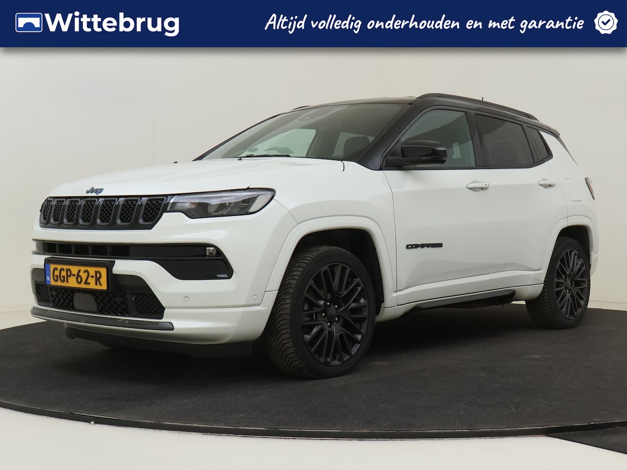 Jeep Compass - 4xe 240 Plug-in Hybrid Electric S | Lederen bekleding | Camera | Navigatie - AutoWereld.nl