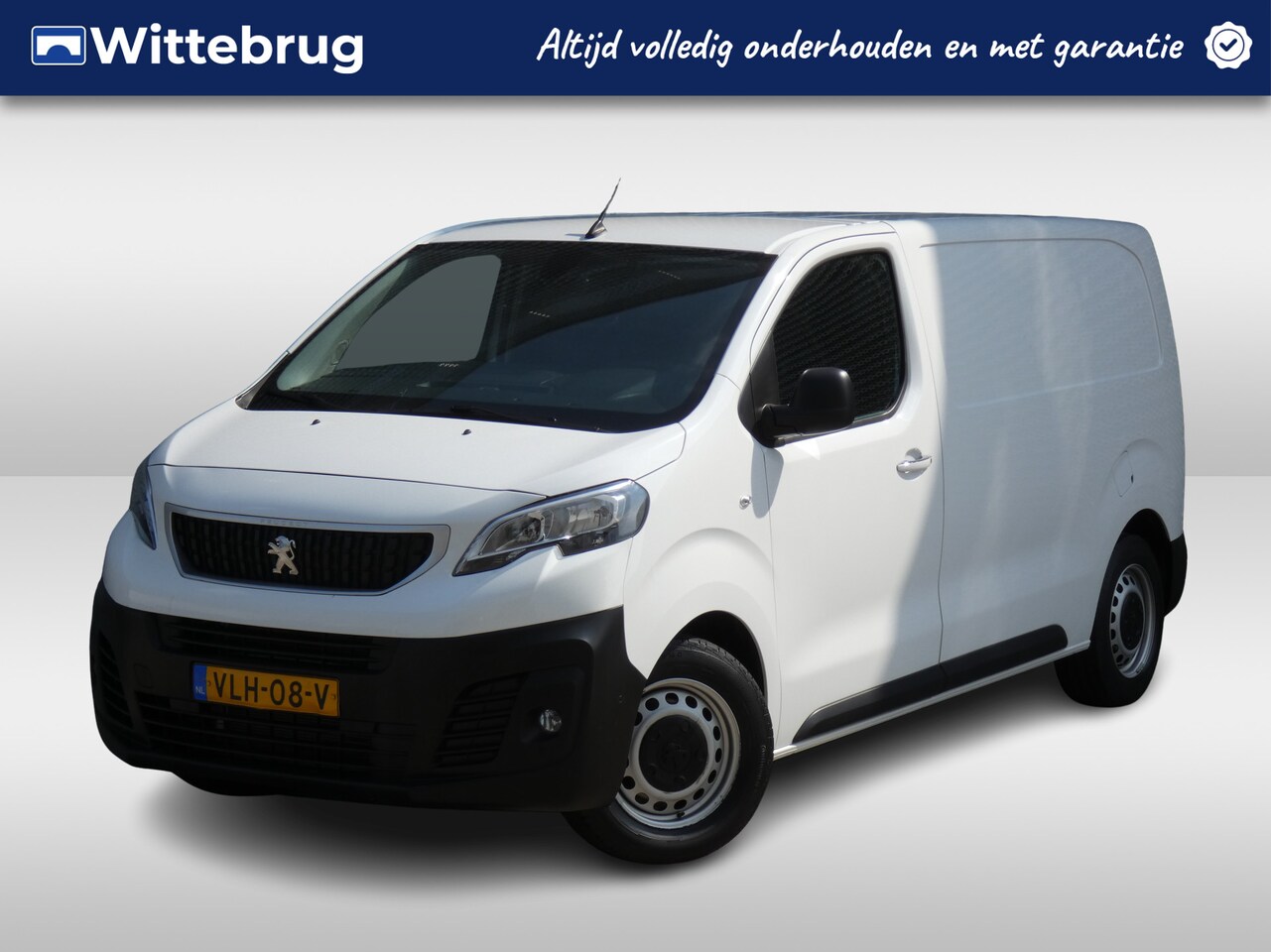 Peugeot Expert - 2.0 BlueHDI 120PK Standard Asphalt Automaat | 3 Zits | Navigatie | Camera | Keyless Entry - AutoWereld.nl