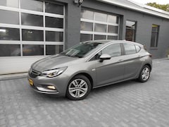 Opel Astra - 1.0 Online Edition Trekhaak, achteruitrij camera, Lichtmetaal, apple play, android auto