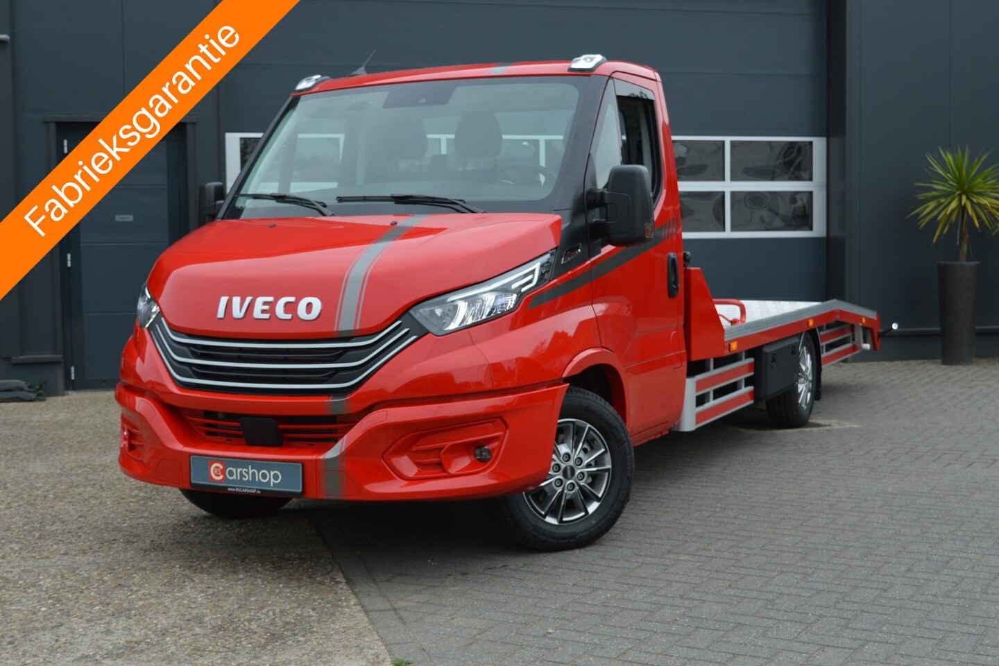 Iveco Daily - 35 S 180 Hi-Matic Autotransporter, Nieuw | BPM Vrij | Full options | Luchtvering | Op voor - AutoWereld.nl