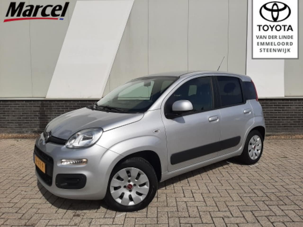 Fiat Panda - 0.9 TwinAir 81pk Lounge Automaat | ECC | Trekhaak | PDC | - AutoWereld.nl