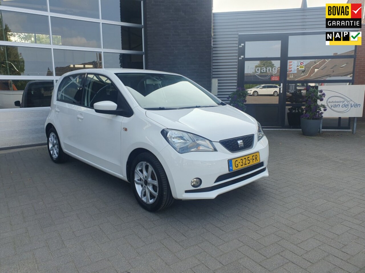 Seat Mii - 1.0 Style Intense 1.0 60PK Style Intense, lmv, pdc, cruise control, bleu tooth - AutoWereld.nl