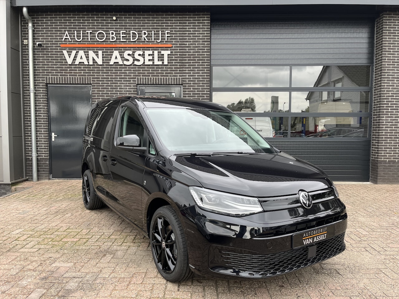 Volkswagen Caddy Cargo - 2.0 TDI DSG , 2x Schuifdeur , Virtual Cockpit - AutoWereld.nl