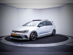 Volkswagen Golf - 2.0GTI Dsg Clubsport PANO/XENON/NAVI/APP CONNECT/CAMERA/BLINDSPOT/STOELVERW./ACC/LMV 19''