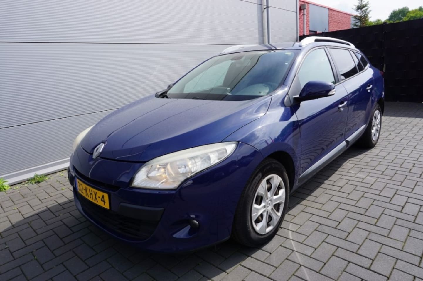 Renault Mégane Estate - ESTATE 2.0 EXPRESSION AUTOMAAT/ NAVI - AutoWereld.nl