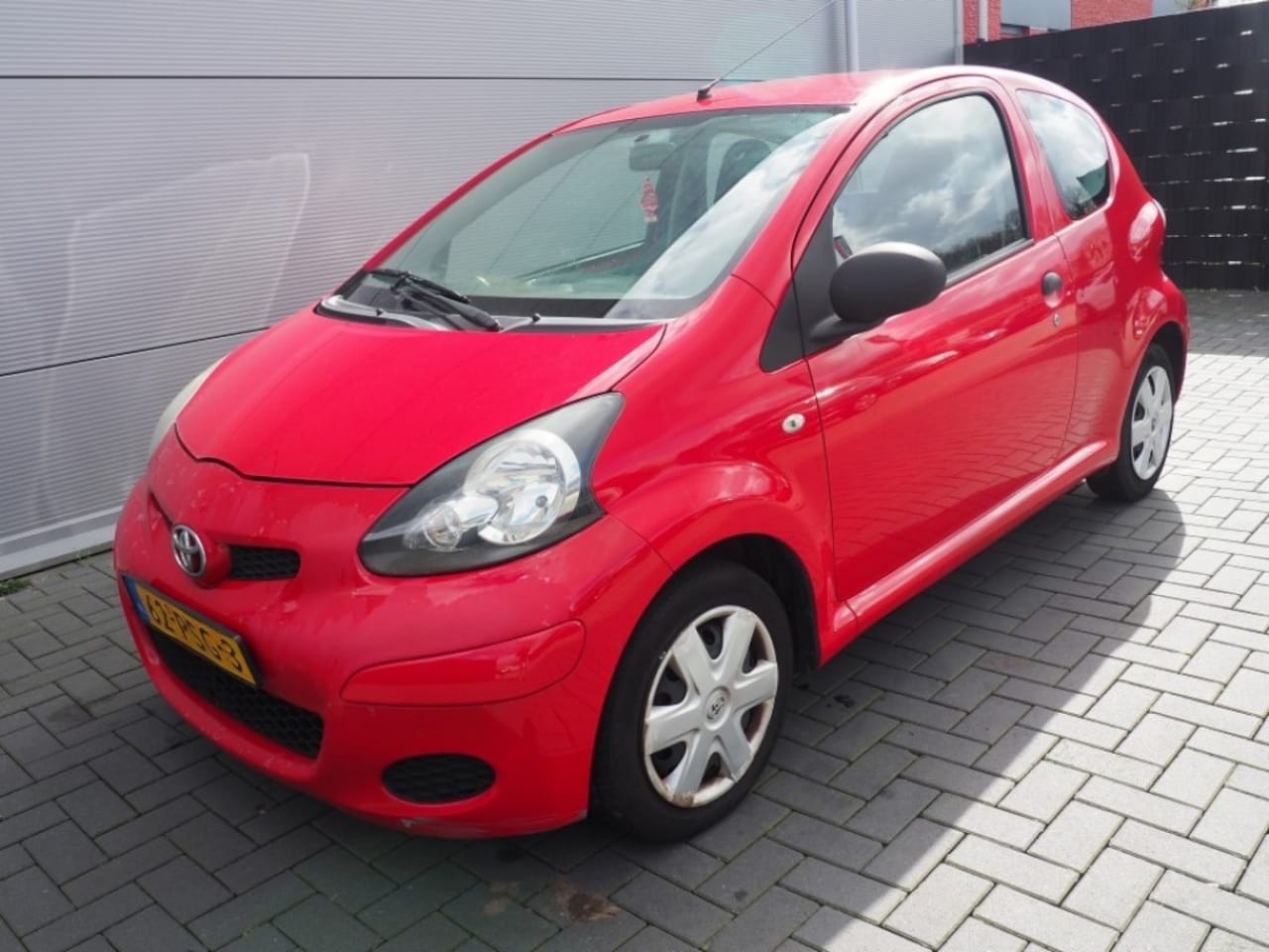 Toyota Aygo - 1.0 12V 3DRS ACCES AUDIO APK TOT 10-2024 - AutoWereld.nl