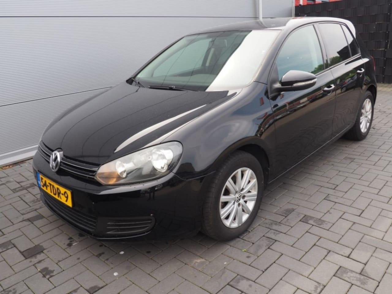 Volkswagen Golf - 1.2 TSI COMFORTLINE/ NAVI - AutoWereld.nl