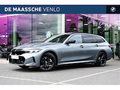 BMW 3-serie Touring - 330e High Executive M Sport Automaat / Panoramadak / Trekhaak / Sportstoelen / Adaptieve L