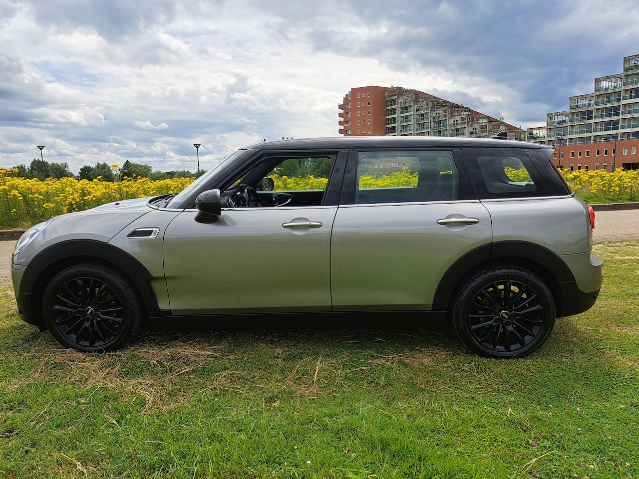 MINI Clubman - 1.5 Cooper Salt Business - AutoWereld.nl