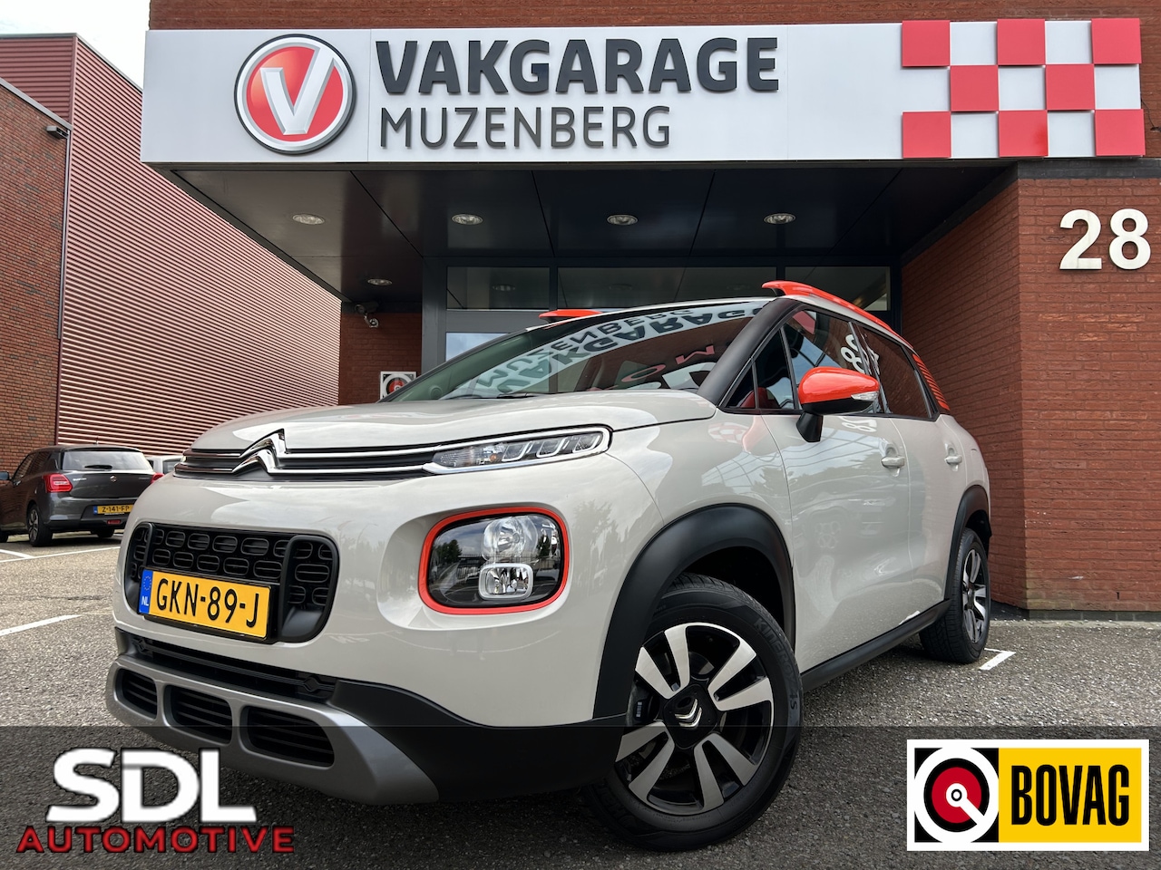 Citroën C3 Aircross - 1.2 PureTech S&S Shine // NAVI // CRUISE CONTROL // CLIMA // - AutoWereld.nl