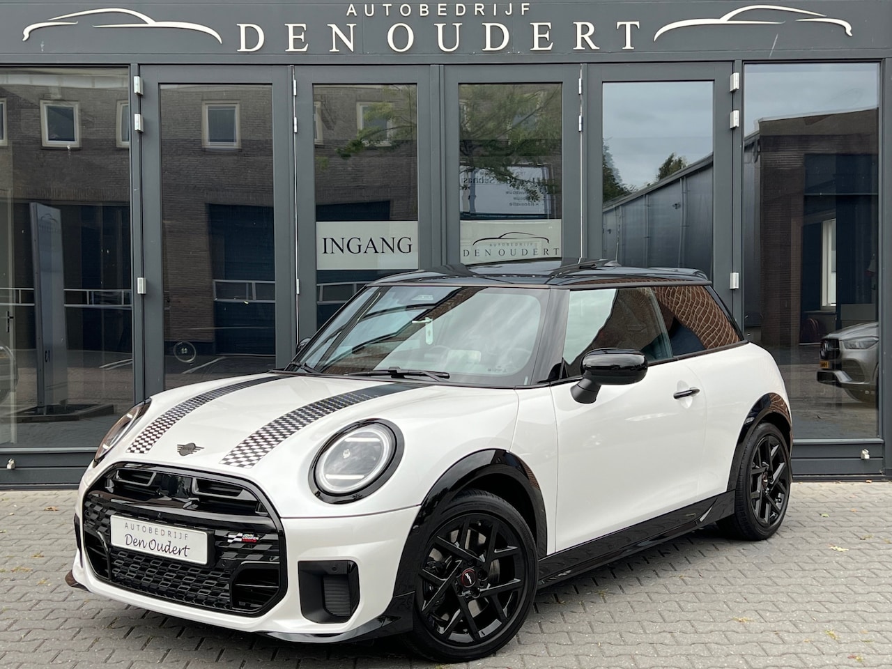 MINI Cooper S - Mini 2.0 John Cooper Works Aut. NIEUW MODEL ALLE OPTIE'S - AutoWereld.nl