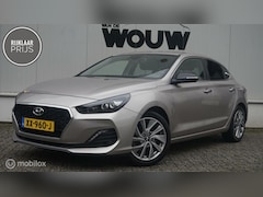 Hyundai i30 Fastback - 1.0 T-GDI Premium | Dealeronderhouden