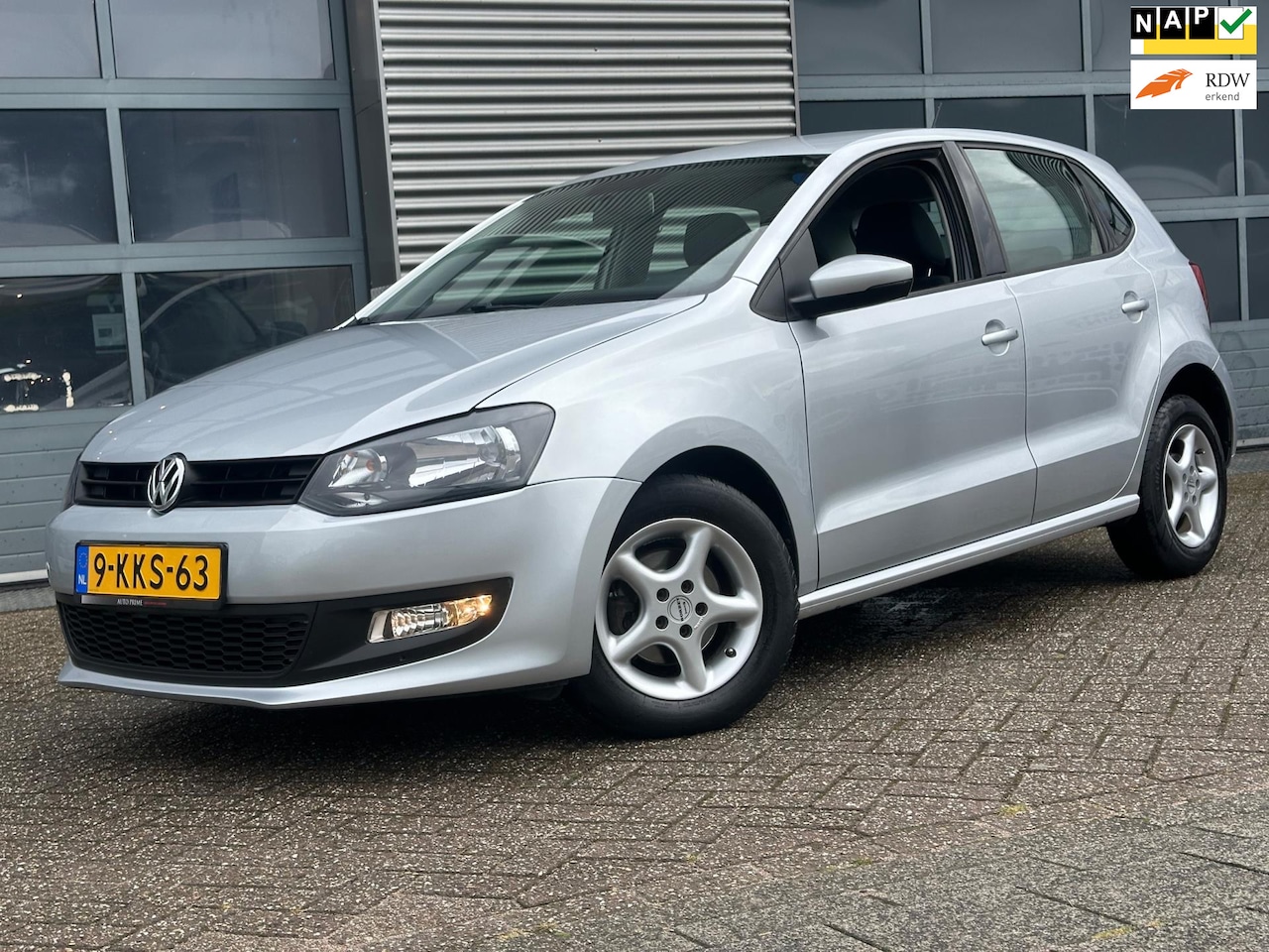 Volkswagen Polo - 1.4-16V Highline | NAVI | Automaat | Airco | APK | NAP - AutoWereld.nl