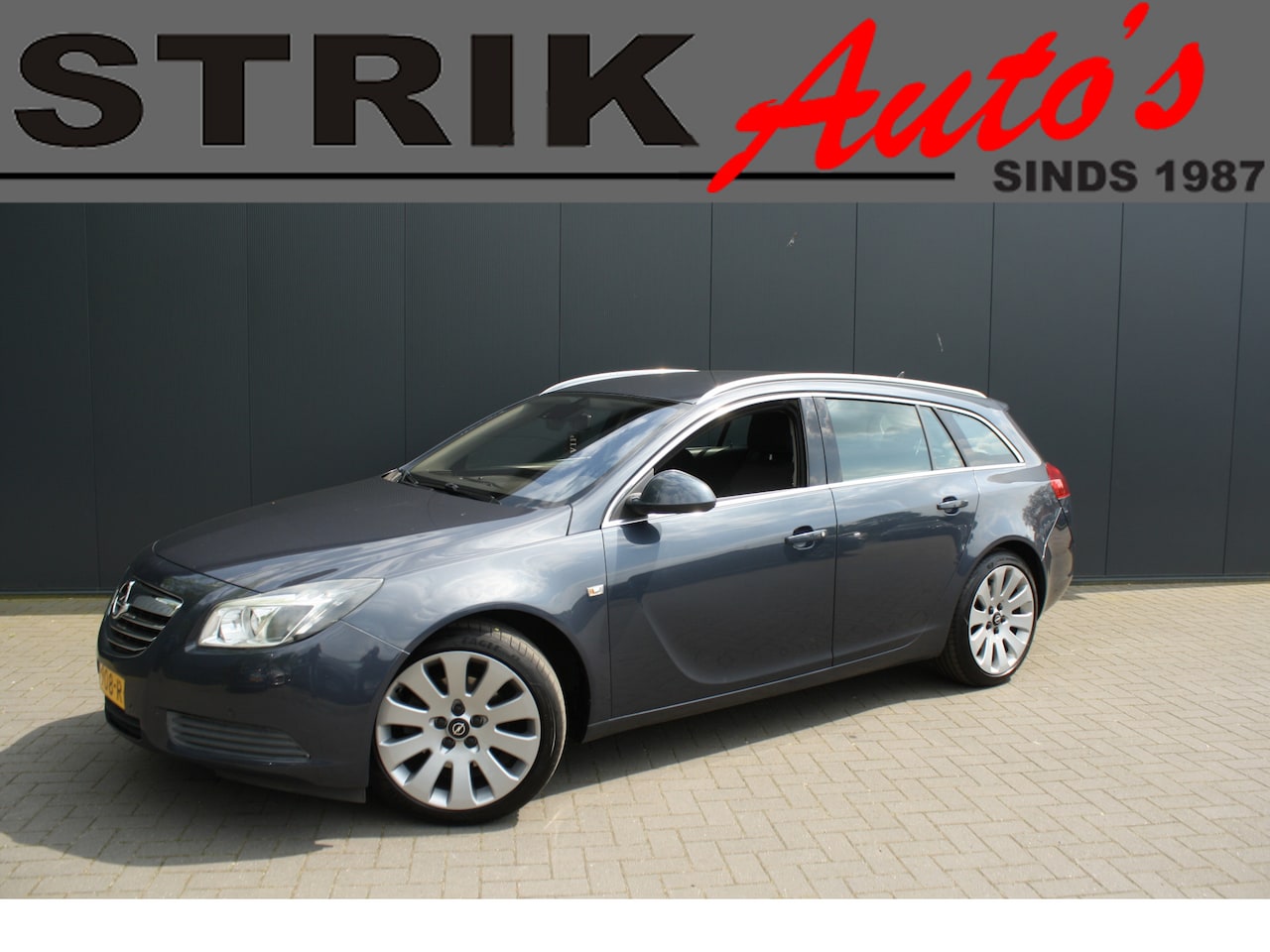 Opel Insignia Sports Tourer - 2.0 T 221PK Cosmo - AUTOMAAT - NAVIGATIE - CAMERA - AutoWereld.nl