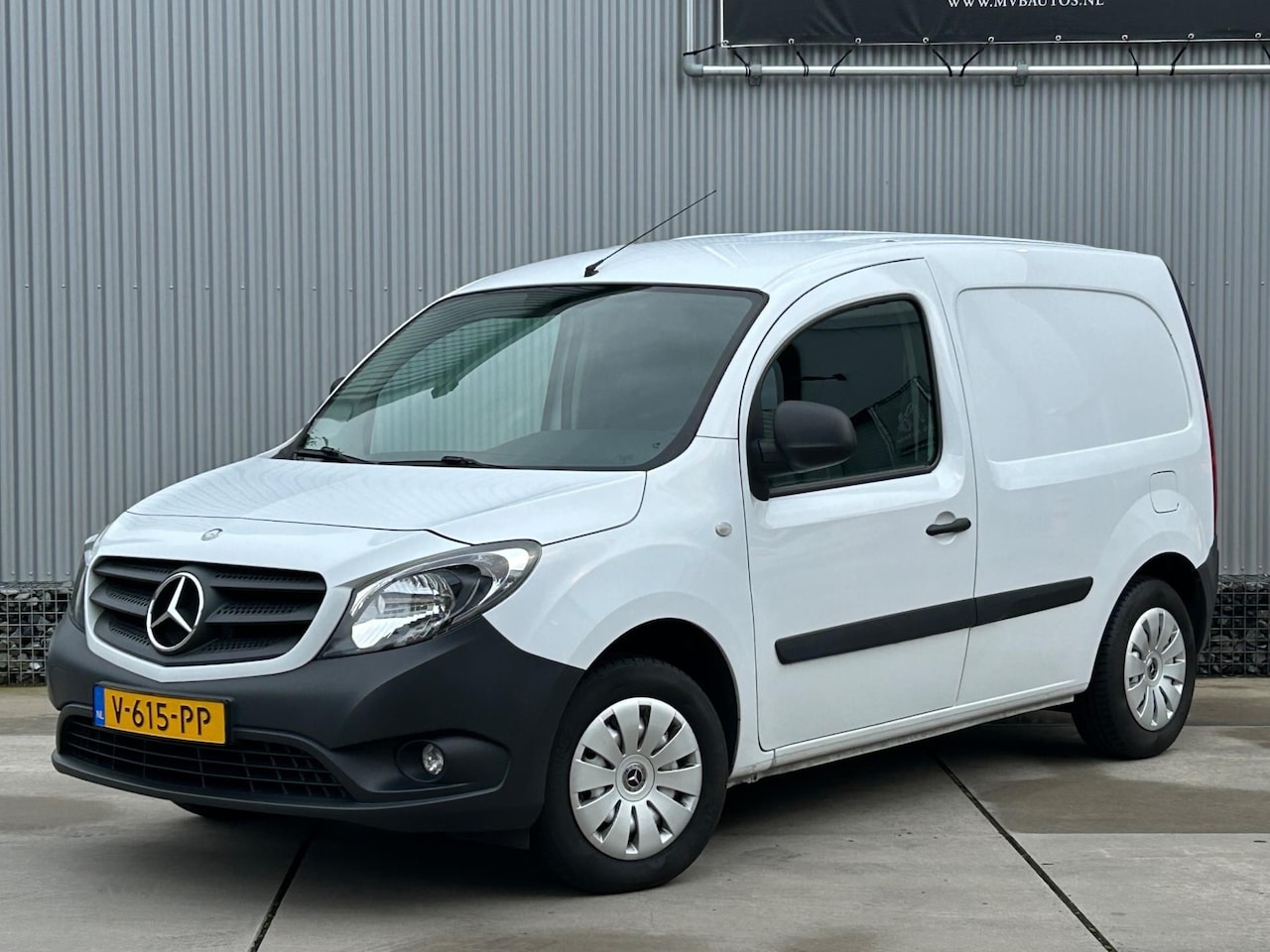 Mercedes-Benz Citan - 108 CDI BlueEFFICIENCY 108 CDI BlueEFFICIENCY, Marge, NAP, Airco, Cruise, Parkeersenoren - AutoWereld.nl