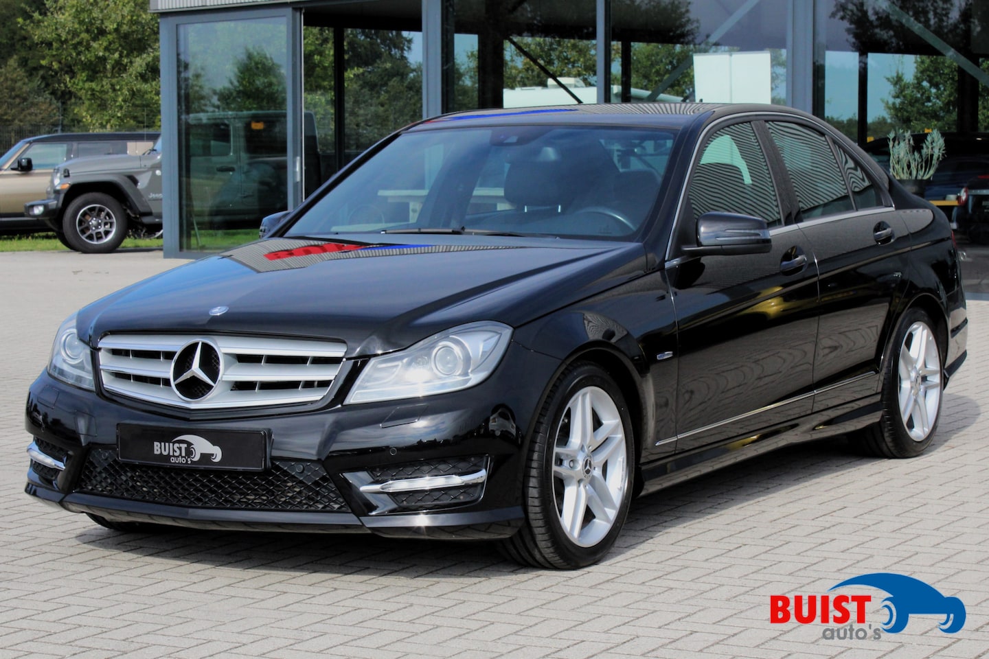 Mercedes-Benz C-klasse - 180 Business Class 125! Avantgarde AMG Line HARMAN/KARDON 87522KM! NL-auto! - AutoWereld.nl