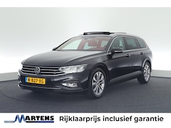 Volkswagen Passat Variant - 2.0 TDI 150pk DSG Business Trekhaak Camera Keyless Panoramadak Navigatie