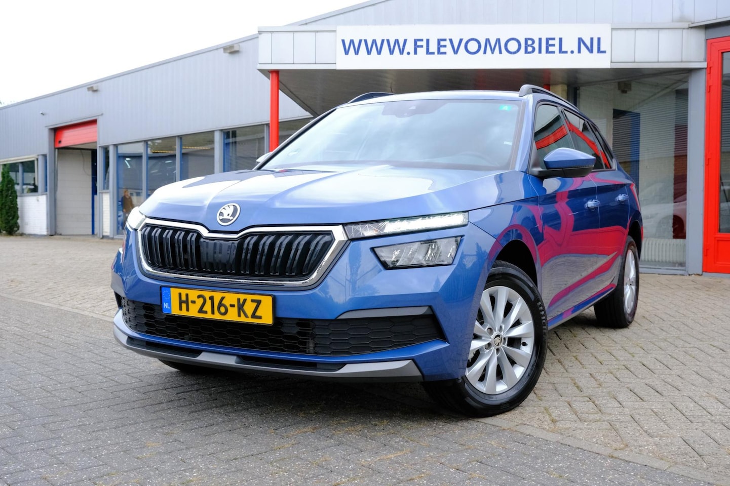 Skoda Kamiq - 1.0 TSI Sport Business Aut. Full LED|Cam|1e eig. - AutoWereld.nl