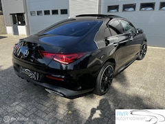 Mercedes-Benz CLA-Klasse - 180 AMG Line PANODAK / AUTOMAAT / SCHADE