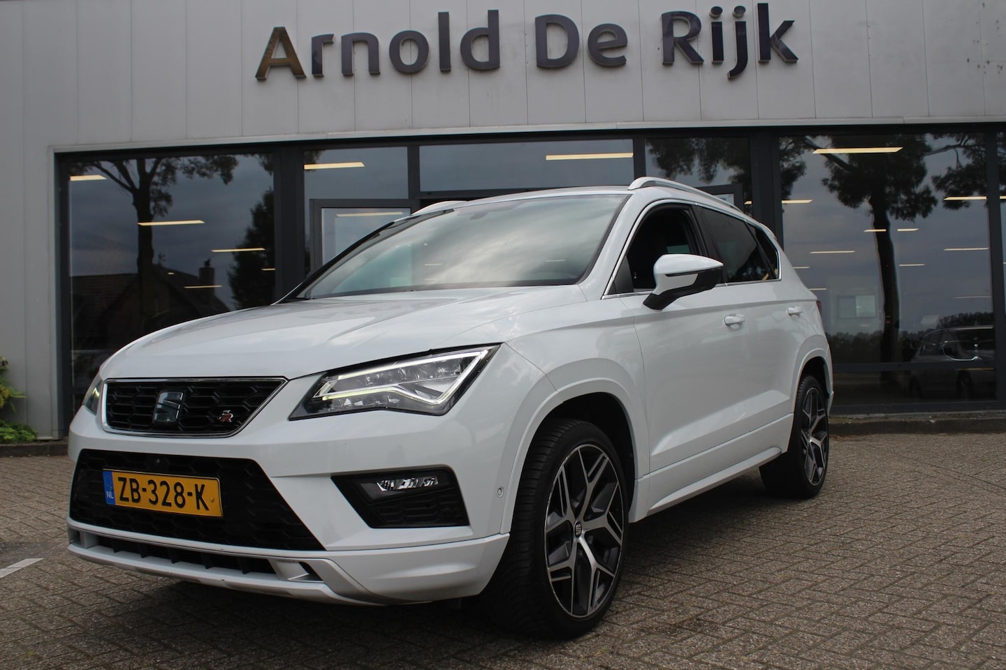 Seat Ateca - 1.5 TSI FR Business Intense DSG - AutoWereld.nl