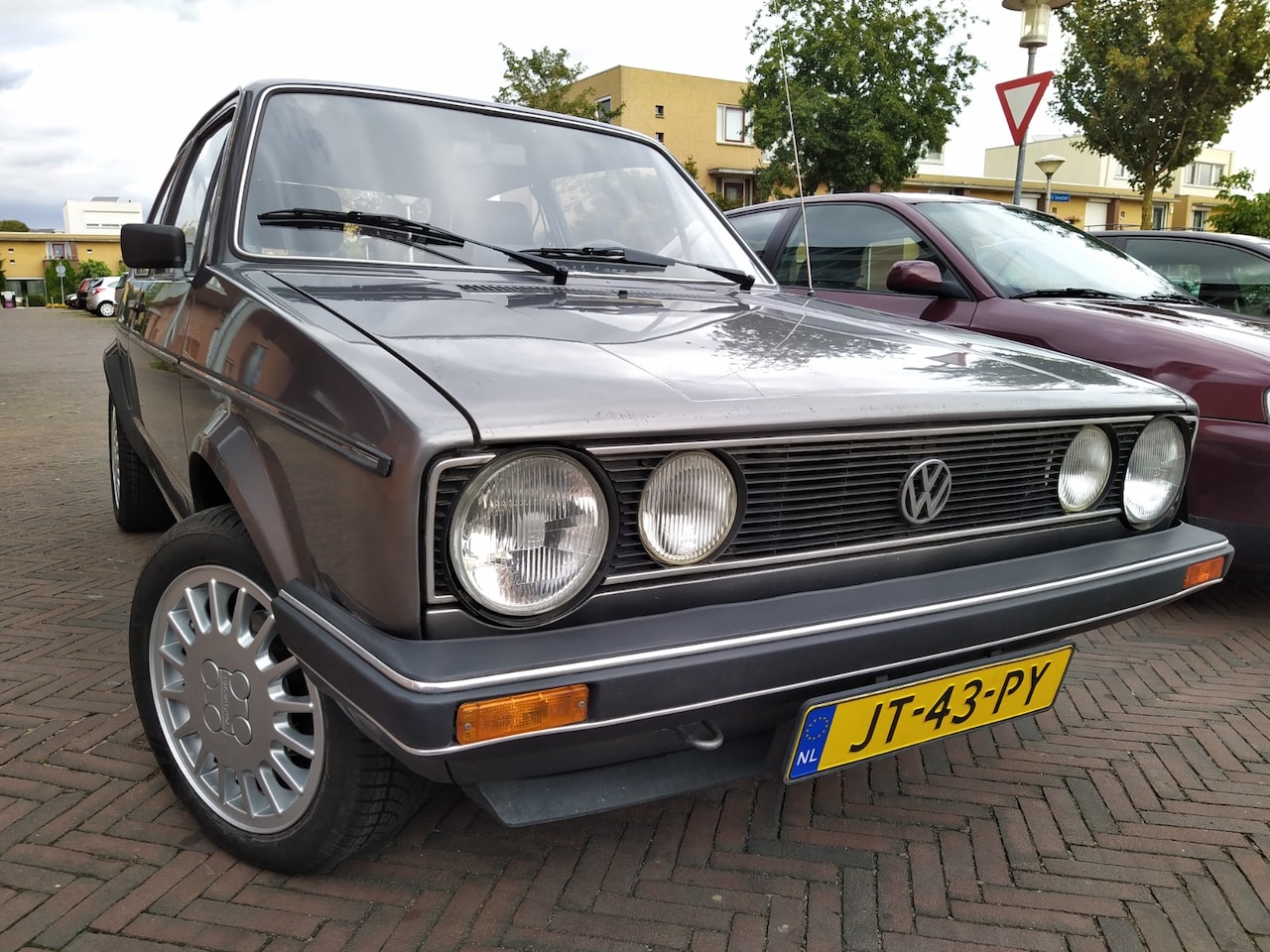 Volkswagen Golf - 1.5 GX AUTOMATIC - AutoWereld.nl