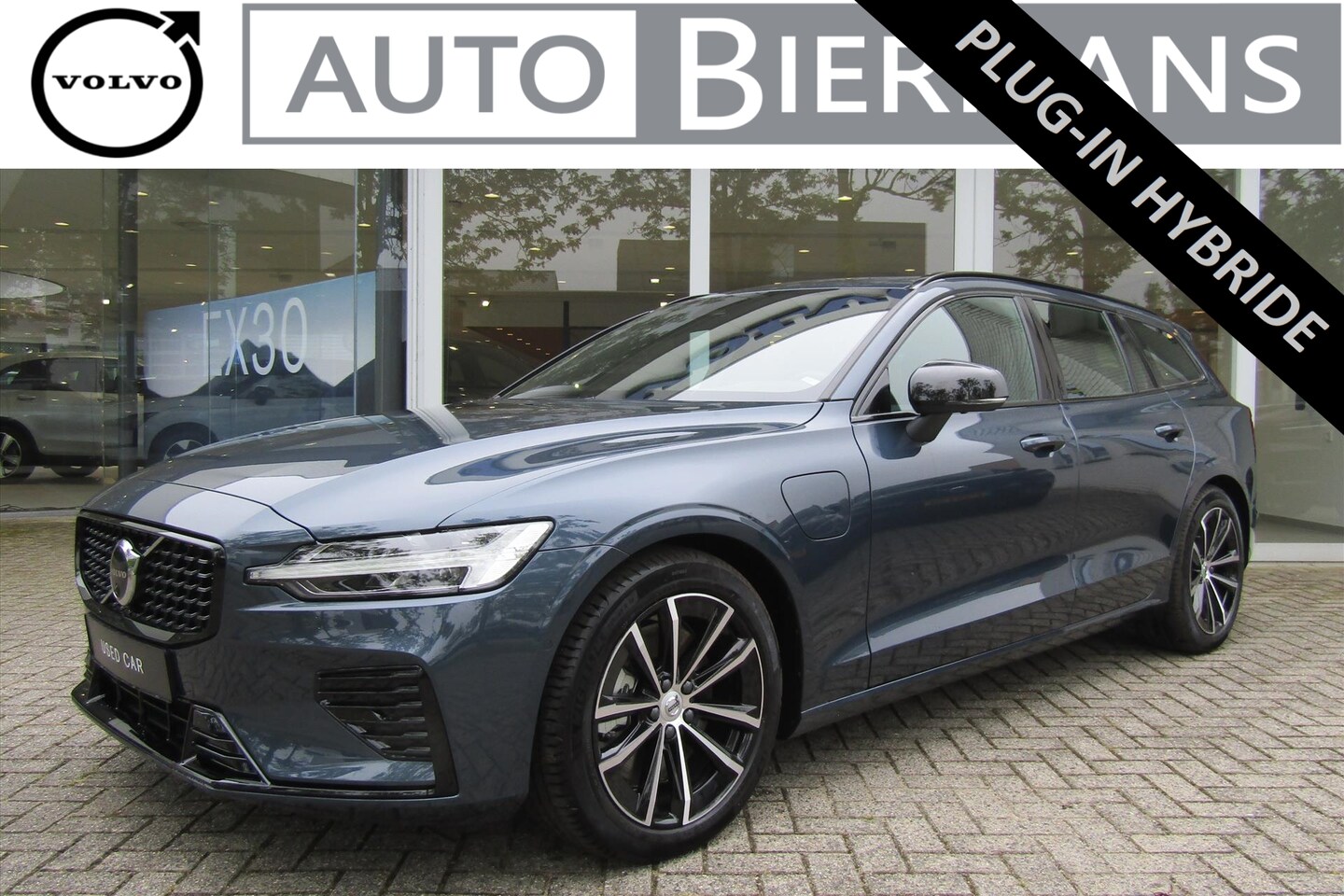 Volvo V60 - T6 TE AWD GEART. PLUS/DARK | LEER | 360GR CAMERA - AutoWereld.nl