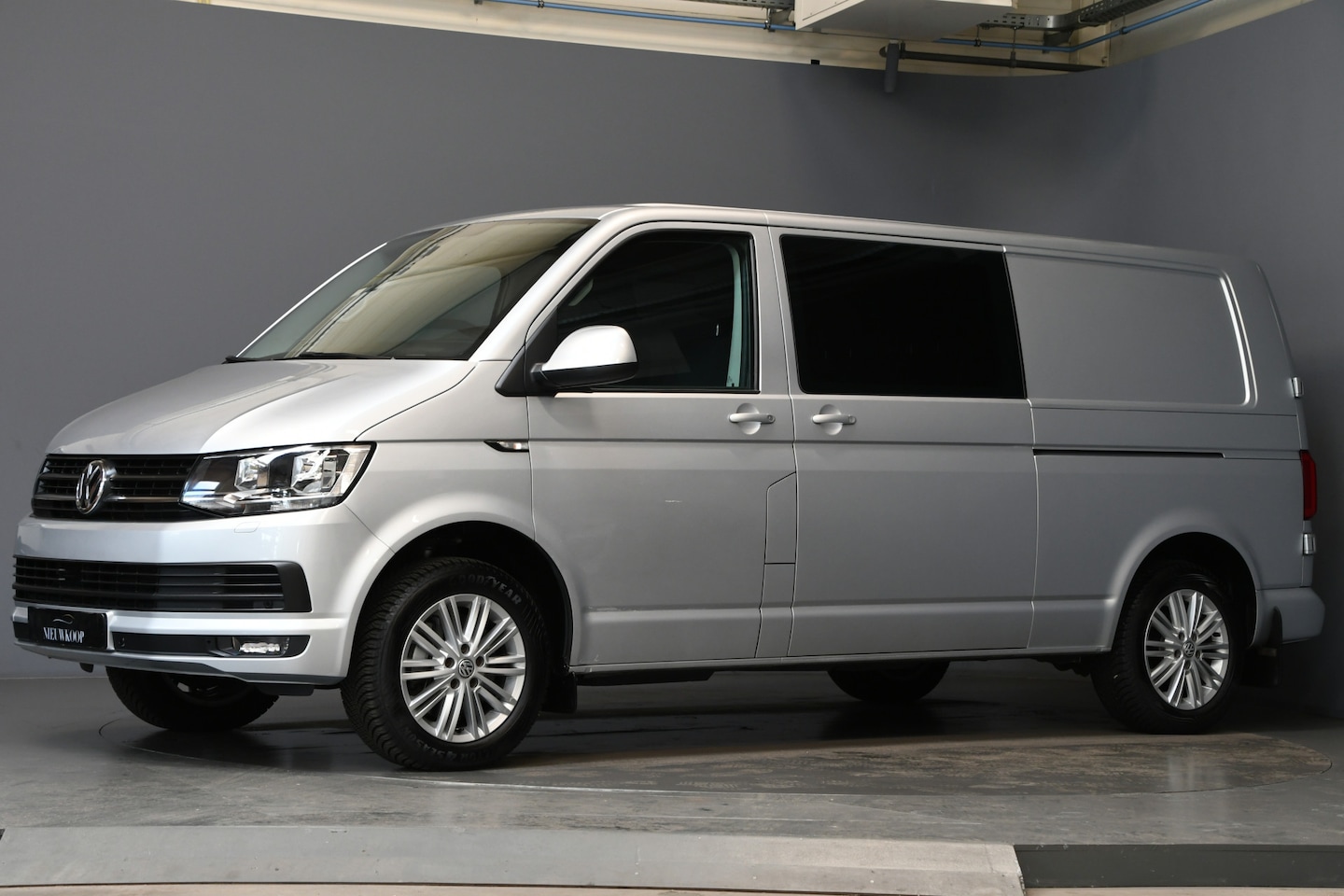 Volkswagen Transporter - 2.0 TSI L2H1 DUBBEL CABINE | MARGE | CRUISE - AutoWereld.nl