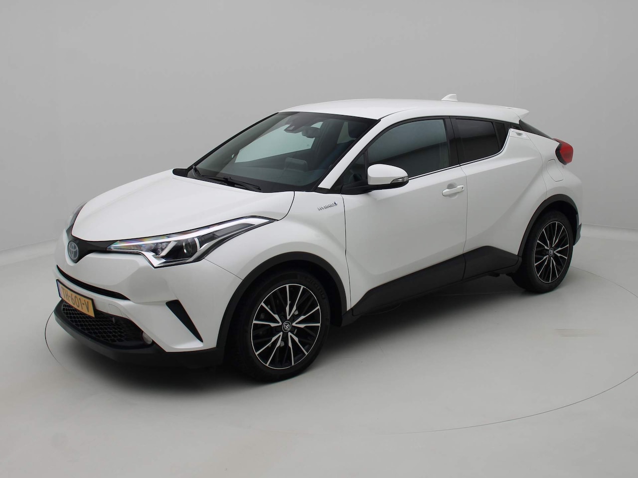 Toyota C-HR - 1.8 Hybrid Energy Navi /Camera - AutoWereld.nl