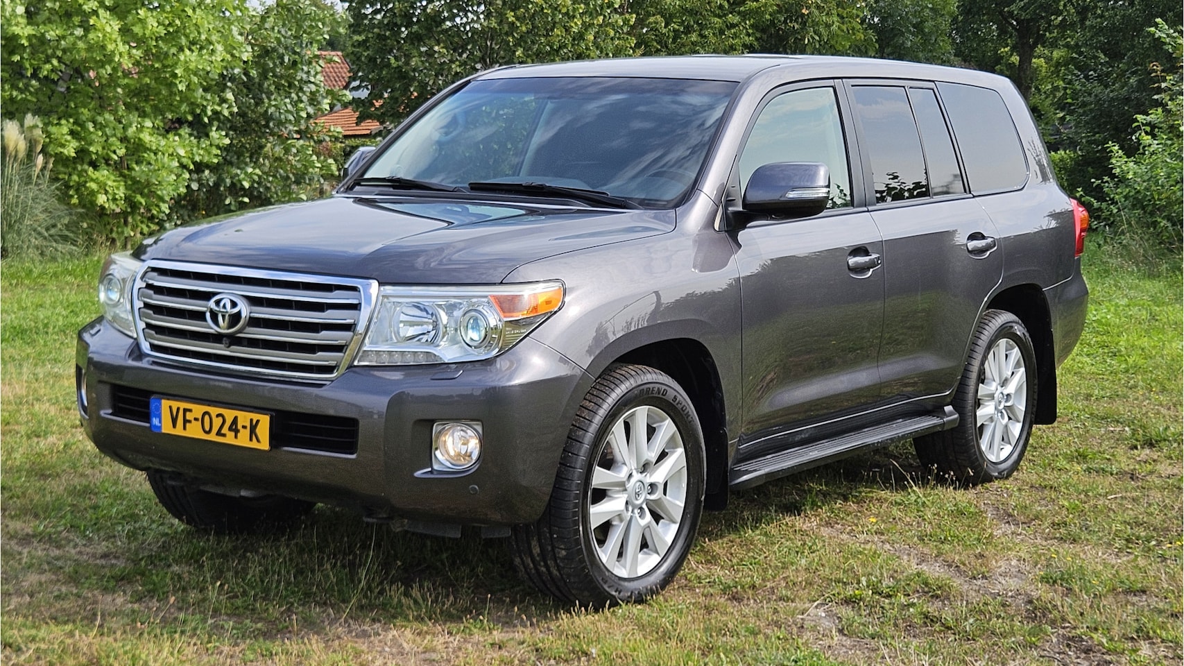 Toyota Land Cruiser V8 - 4.5 V8 D-4D Executive Window Van MARGE AUTO!! - AutoWereld.nl